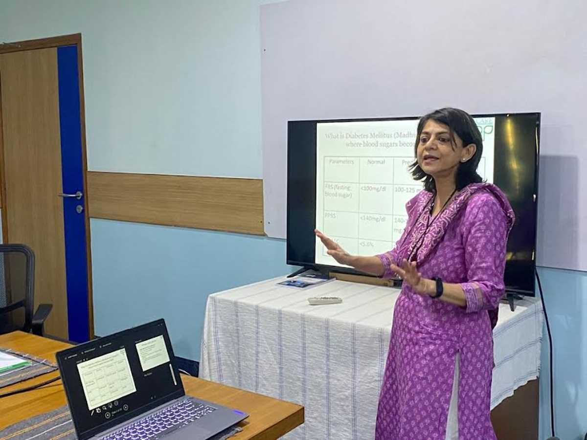 डायबिटिक रेटिनोपैथी से आंखों को गंभीर किस्म का ख़तरा, अनियंत्रित डायबिटीज़ के शिकार हर 3 में से 1 मरीज़ है रेटिनोपैथी का शिकार डायबिटिक रेटिनोपैथी से आंखों को गंभीर किस्म का ख़तरा, अनियंत्रित डायबिटीज़ के शिकार हर 3 में से 1 मरीज़ है रेटिनोपैथी का शिकार